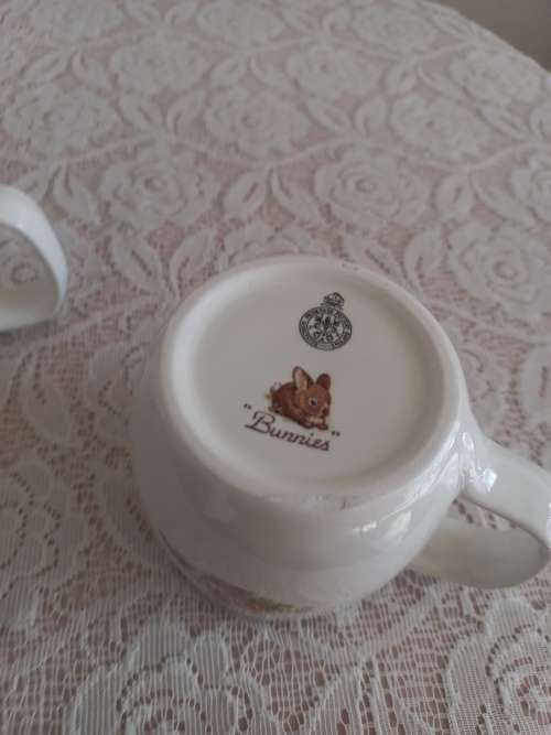 2 MUG TEDDY BEAR AND BUNNIES BY PRINKNASH POTTERY GLOUCESTER